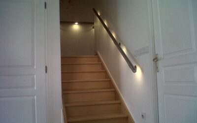 Éclairage sur-mesure d&rsquo;un escalier