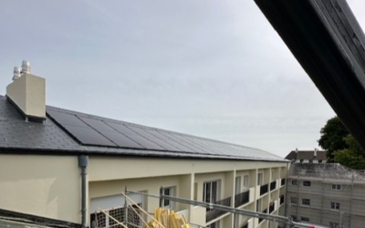Installation de 54 panneaux photovoltaïques – Foyer Clair Soleil de Mondeville